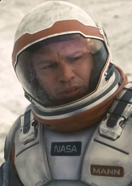 Dr. Mann (Interstellar)