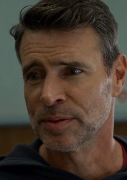 Dr. Seth McDale (Will Trent)