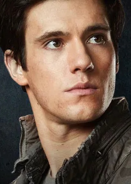 Drew Roy photo
