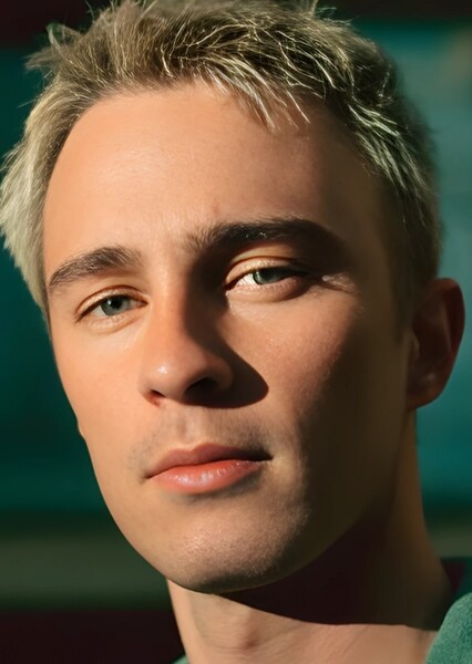 Drew Starkey photo