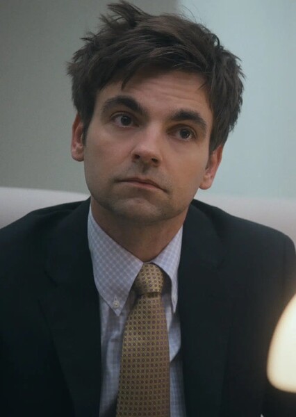 Drew Tarver photo