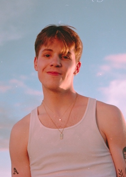Drew Tarves
