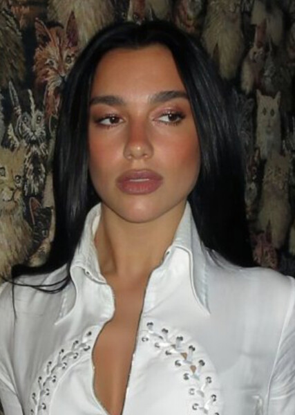 Dua Lipa photo