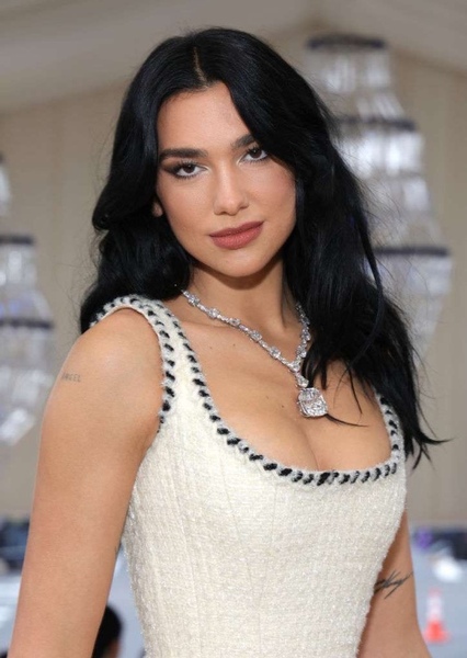 Dua Lipa photo