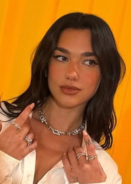 Dua Lipa photo