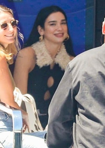 Dua Lipa photo