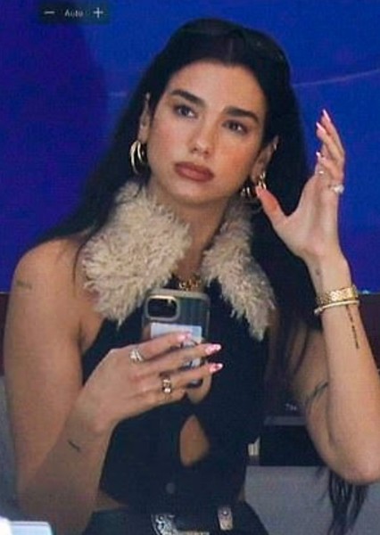 Dua Lipa photo