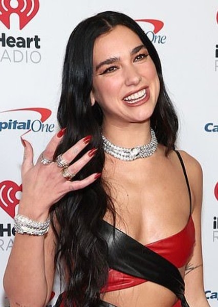 Dua Lipa photo