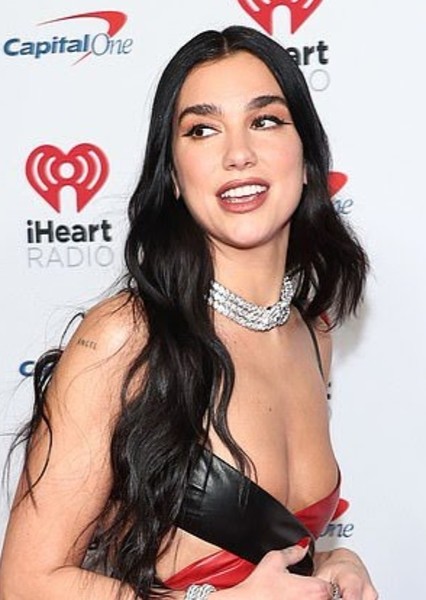 Dua Lipa photo