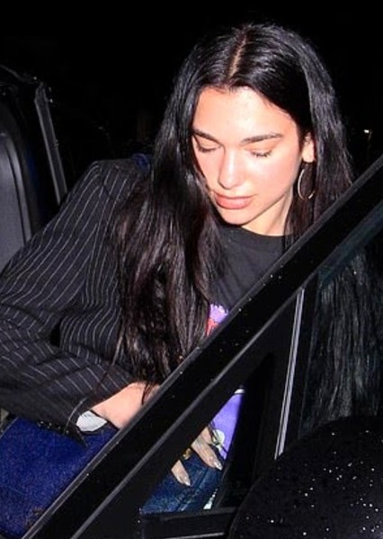 Dua Lipa photo