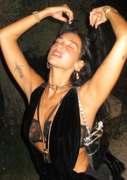 Dua Lipa photo