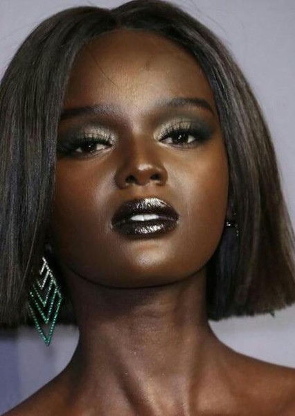 Duckie Thot photo