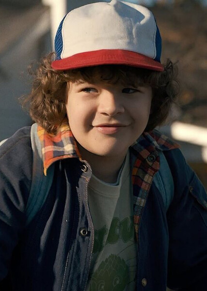 Dustin Henderson photo