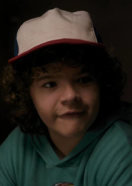 Dustin Henderson photo