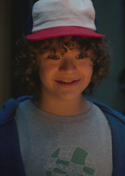 Dustin Henderson photo