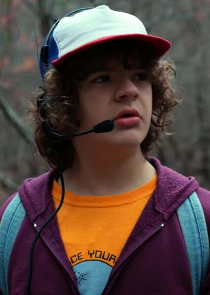 Dustin Henderson photo