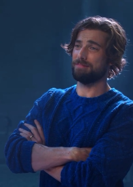 Dustin Milligan