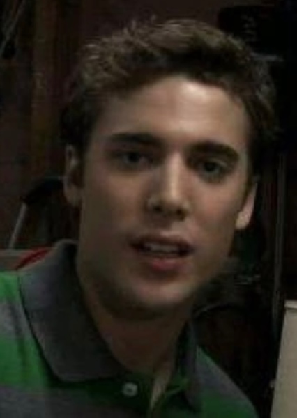 Dustin Milligan
