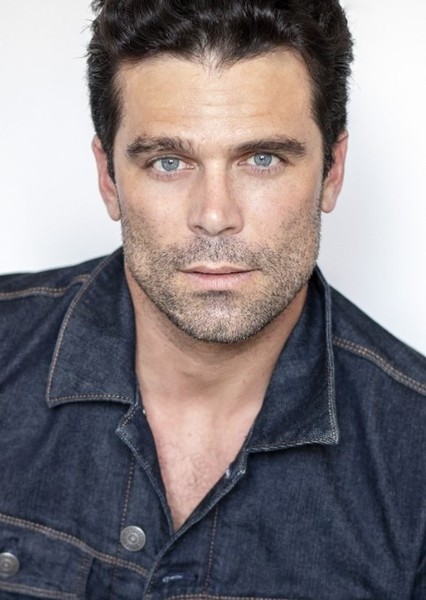 Dustin Moss photo