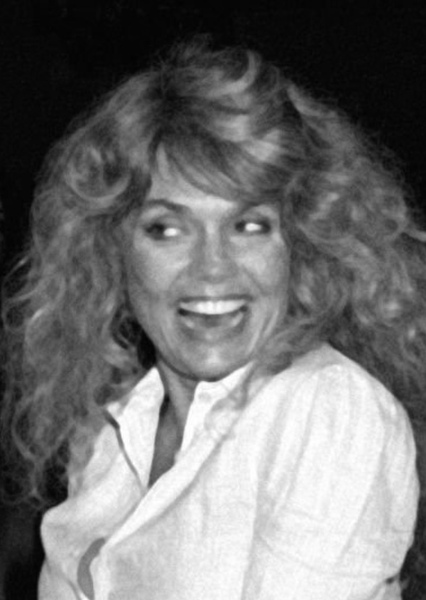 Dyan Cannon photo