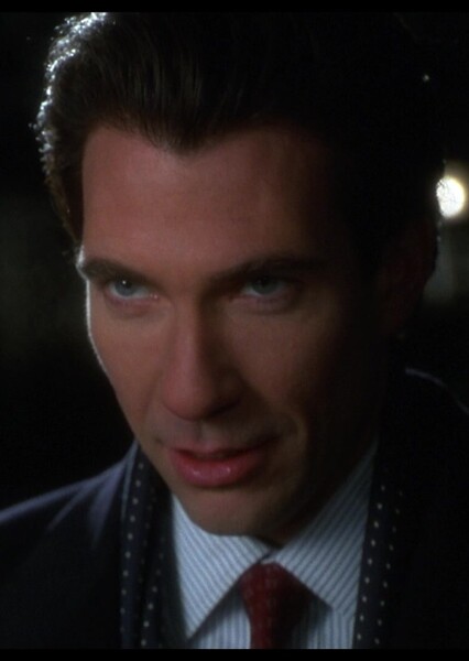 Dylan McDermott photo