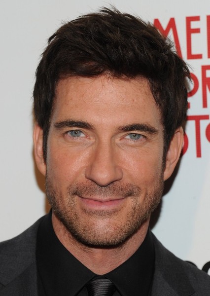 Dylan McDermott photo