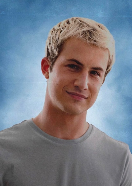 Dylan Minnette photo