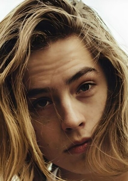 Dylan Sprouse photo