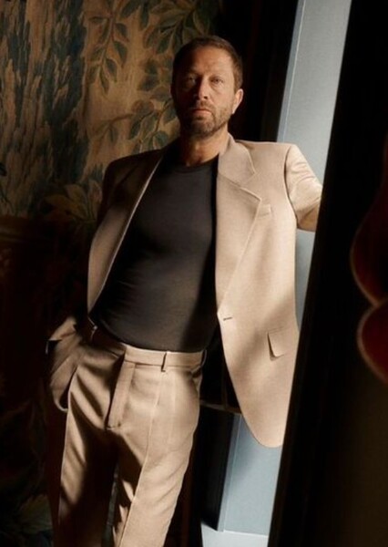Ebon Moss-Bachrach photo