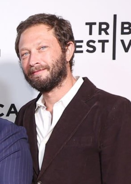 Ebon Moss-Bachrach photo