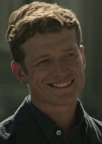 Ed Speleers photo