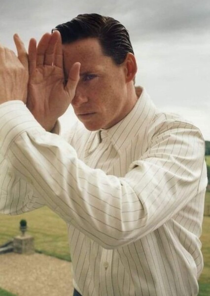 Eddie Redmayne photo