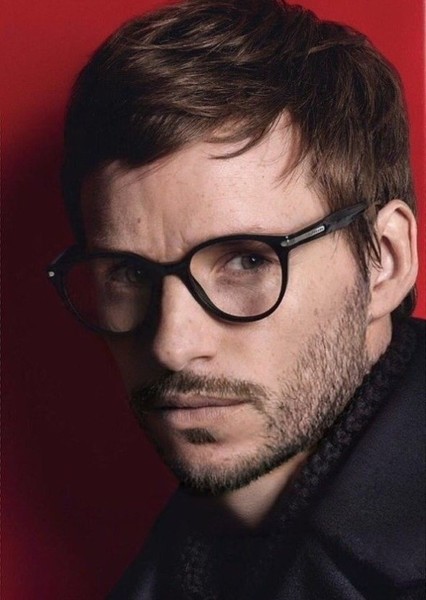 Eddie Redmayne photo