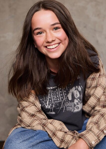 Eden Stephens photo