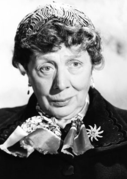 Edith Evans photo