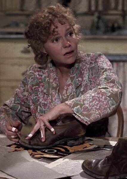Edna Spalding (Places in the Heart)