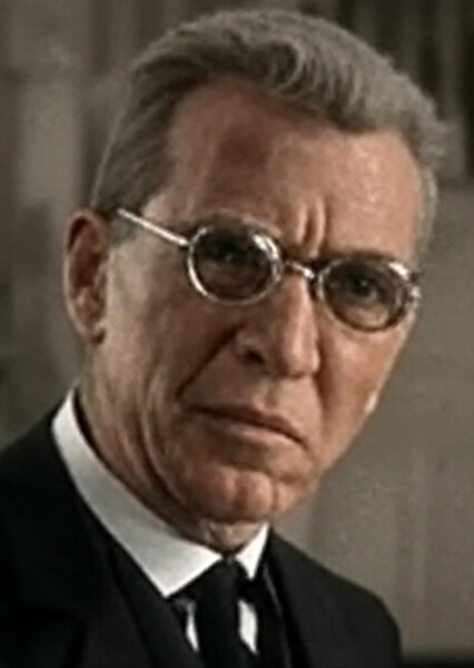 Edward Van Sloan as Abraham Van Helsing in Dracula Meets Hannibal Lecter