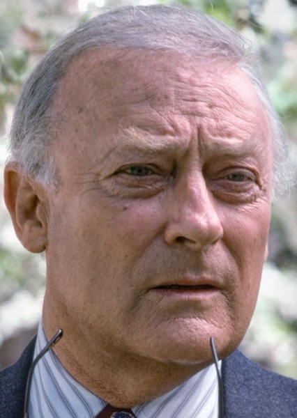 Edward Woodward photo