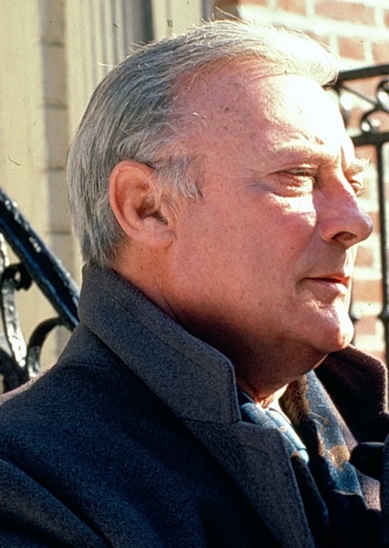 Edward Woodward photo