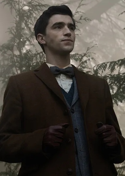 Edwin Payne (Dead Boy Detectives) photo
