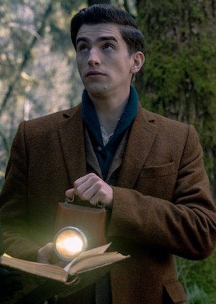Edwin Payne (Dead Boy Detectives) photo