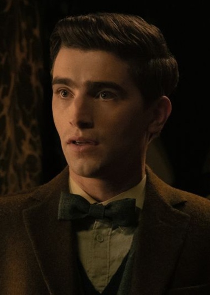 Edwin Payne (Dead Boy Detectives) photo