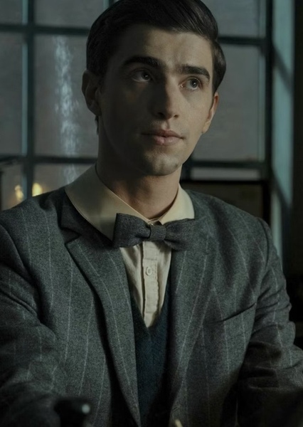 Edwin Payne (Dead Boy Detectives) photo