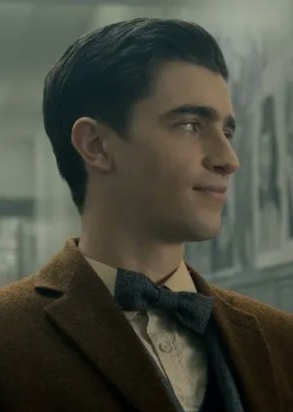 Edwin Payne (Dead Boy Detectives) photo