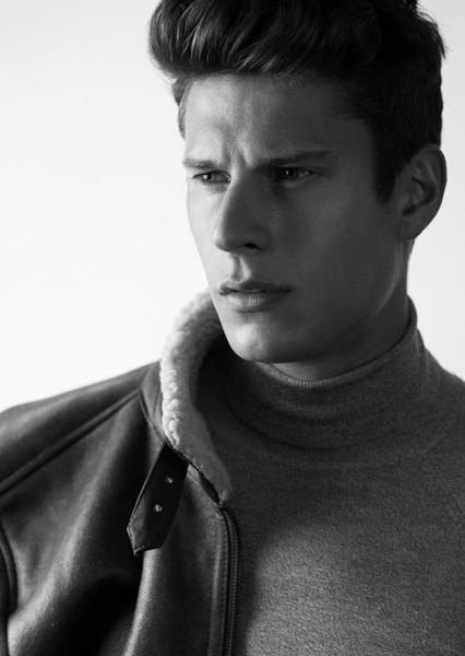 Eian Scully photo
