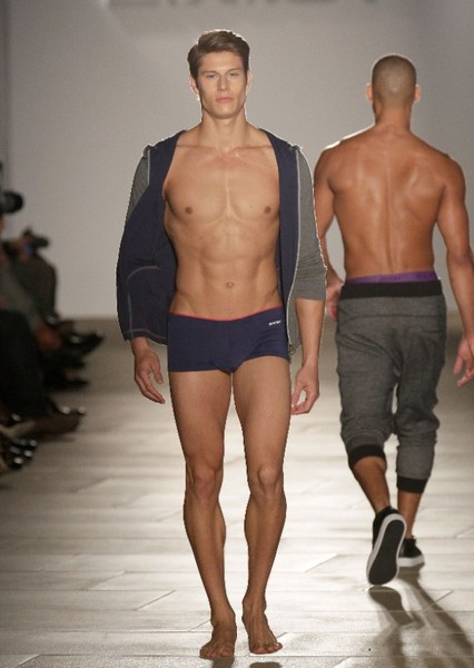 Eian Scully photo