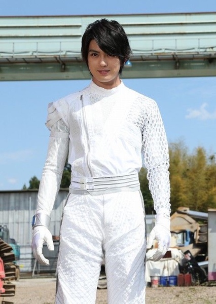 Eiji Tomari (Kamen Rider Drive) photo