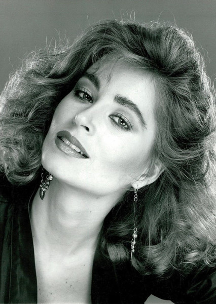 Eileen Davidson photo