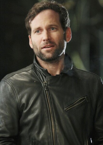Eion Bailey photo