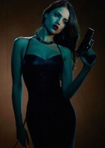 Eiza González photo